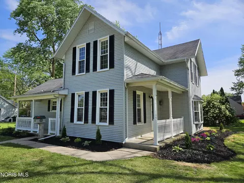 515 Cherry St, Genoa, OH 43430