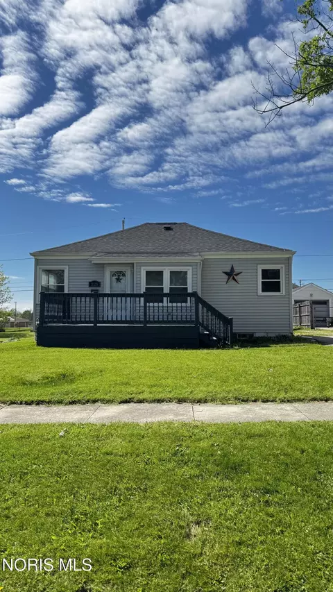 225 19th St, Findlay, OH 45840