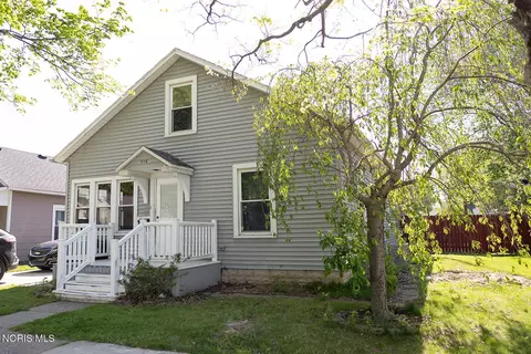 516 Euclid Ave, Defiance, OH 43512