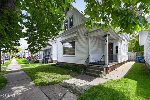 240 Dexter St, Toledo, OH 43608