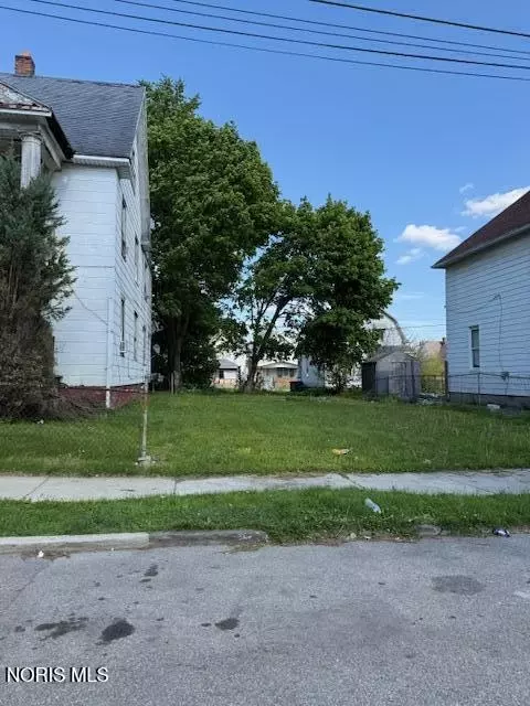 607 Federal St, Toledo, OH 43605