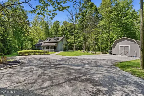 Exterior - 3309 Township Road 42, Rawson, OH 45881 photo 3 of 15