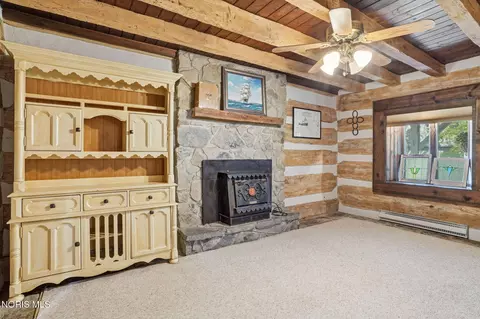 Living - 3309 Township Road 42, Rawson, OH 45881 photo 3 of 3
