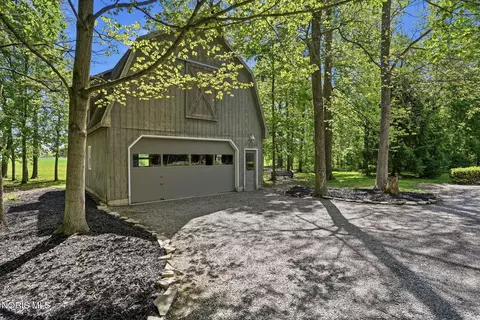 Exterior - 3309 Township Road 42, Rawson, OH 45881 photo 4 of 15