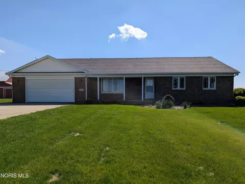 5229 N Reiman Rd, Curtice, OH 43412