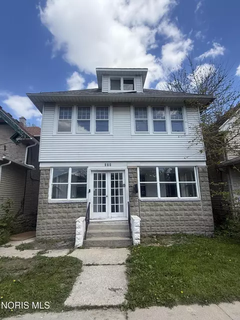 329 E Lake St, Toledo, OH 43608