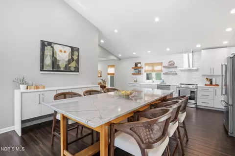 Dining - 1908 Windsor Pl, Findlay, OH 45840 photo 1 of 1