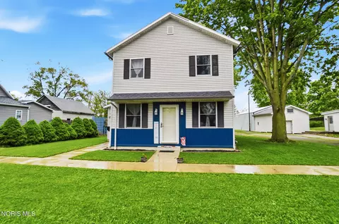 141 S Walnut St, Dunkirk, OH 45836
