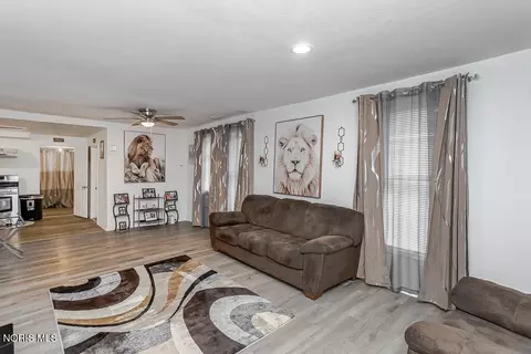 Other - 821 Elysian Ave, Toledo, OH 43607 photo 2 of 9