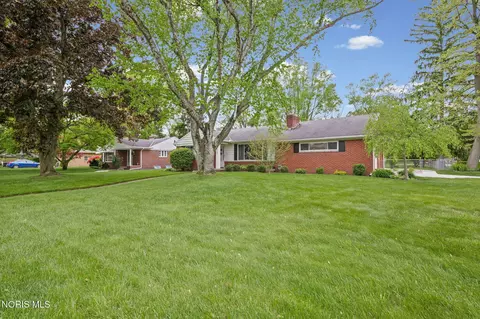 2919 Strauss Ave, Toledo, OH 43606