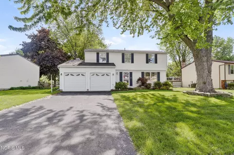 2203 Longport Dr, Maumee, OH 43537