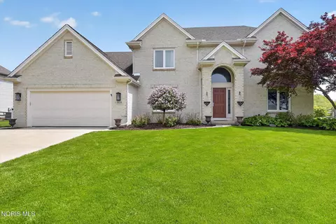 Exterior - 3159 Estuary Pl, Maumee, OH 43537 photo 4 of 13