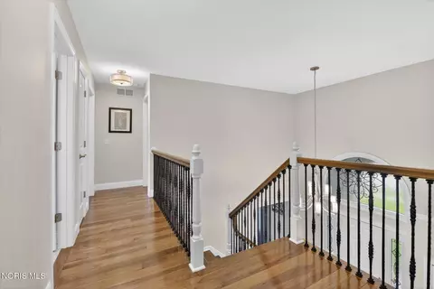 Entry Way - 3159 Estuary Pl, Maumee, OH 43537 photo 2 of 3