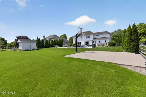Exterior - 3159 Estuary Pl, Maumee, OH 43537 photo 13 of 13