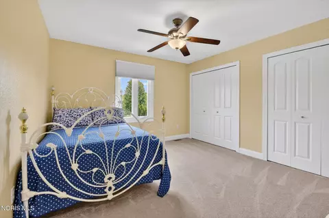 Bedroom - 3159 Estuary Pl, Maumee, OH 43537 photo 6 of 7