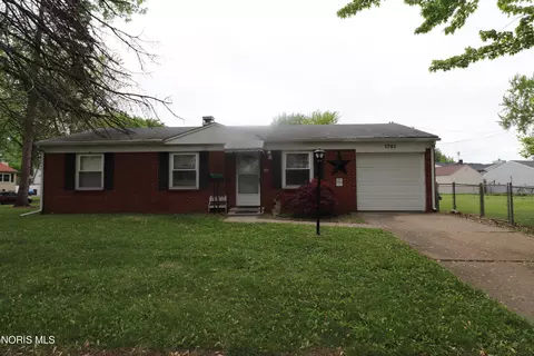 1742 E Benwick Rd, Toledo, OH 43613