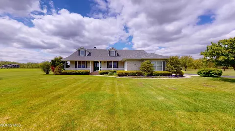 250 State Route 300, Gibsonburg, OH 43431