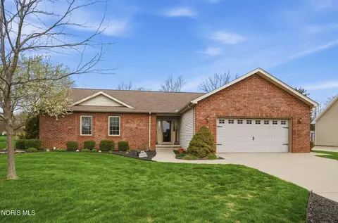 384 Marilyn Dr, Findlay, OH 45840