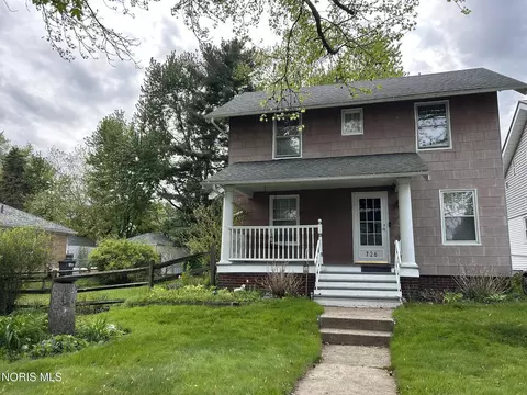 726 Colima Dr, Toledo, OH 43609
