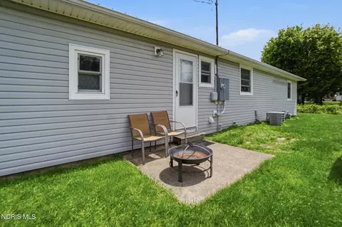 569 N Johnson St, Ada, OH 45810 photo 24