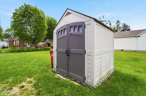 569 N Johnson St, Ada, OH 45810 photo 26