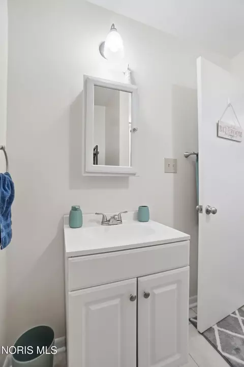 569 N Johnson St, Ada, OH 45810 photo 20