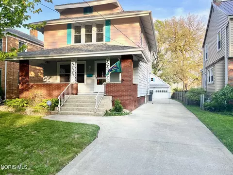 1889 Princeton Dr, Toledo, OH 43614