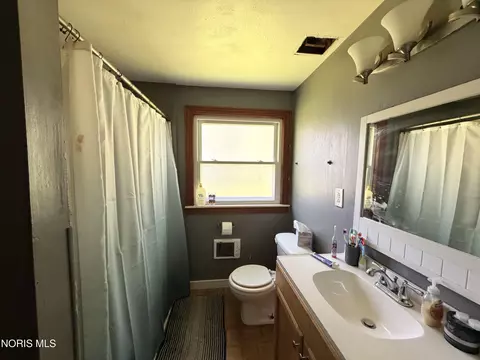 Bath - 219 Smith St, Holgate, OH 43527 photo 1 of 1