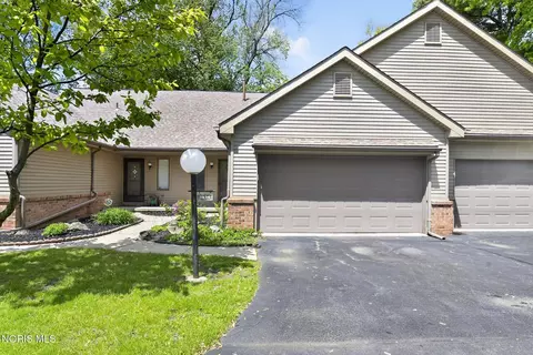 3134 Evergreen Rd, Toledo, OH 43606