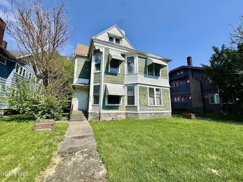 2618 Collingwood Blvd, Toledo, OH 43610