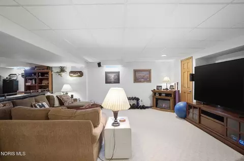 Other - 1077 Springcrest Dr, Waterville, OH 43566 photo 8 of 18