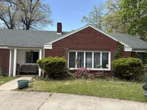 4611 Secor Rd, Toledo, OH 43623