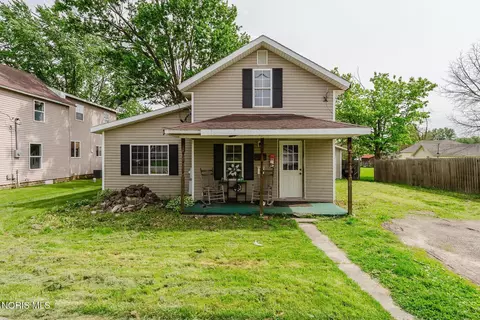 449 Frederick St, Carey, OH 43316