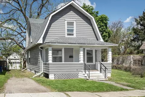 3923 Burnham Ave, Toledo, OH 43612