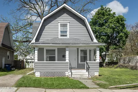 3923 Burnham Ave, Toledo, OH 43612