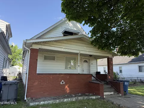 2916 Elm St, Toledo, OH 43608