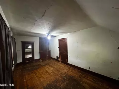 Bedroom - 421 Center St, Bryan, OH 43506 photo 6 of 6