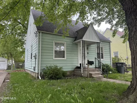 523 S Westwood Ave, Toledo, OH 43609