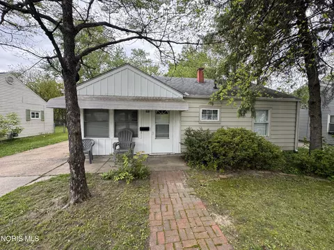 424 Southview Dr, Toledo, OH 43609