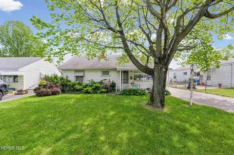 425 Southview Dr, Toledo, OH 43609