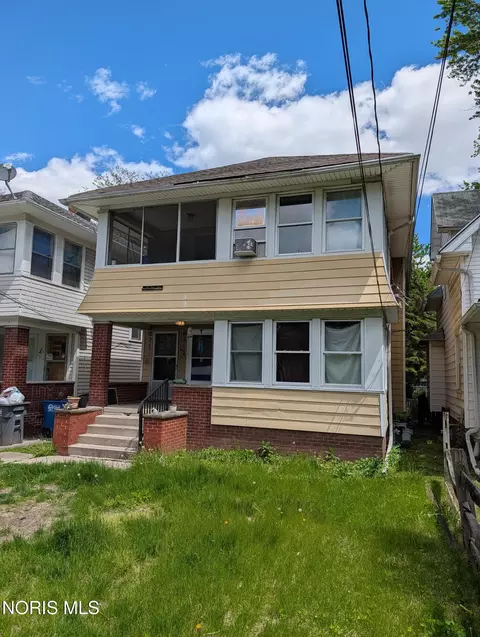 3712 Willys Pkwy, Toledo, OH 43612