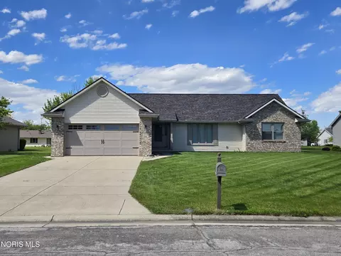 1276 Hilton Head Ct, Defiance, OH 43512