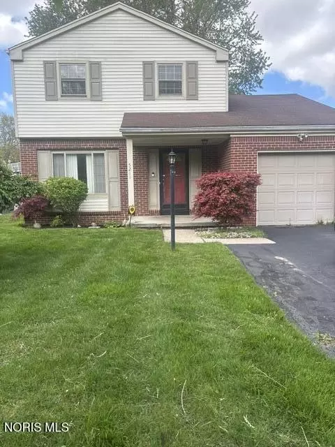 5211 Calyx Ln, Toledo, OH 43623