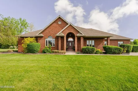 106 Hickory Grove Dr, Arlington, OH 45814