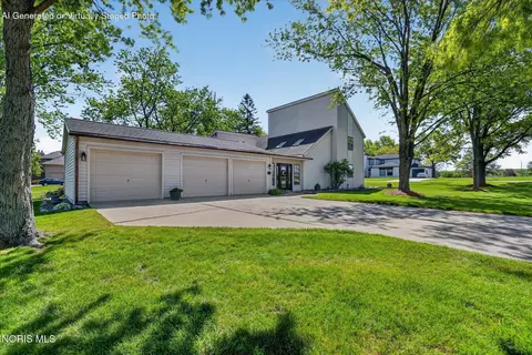 Exterior - 314 Dublin Ln, Bryan, OH 43506 photo 4 of 8