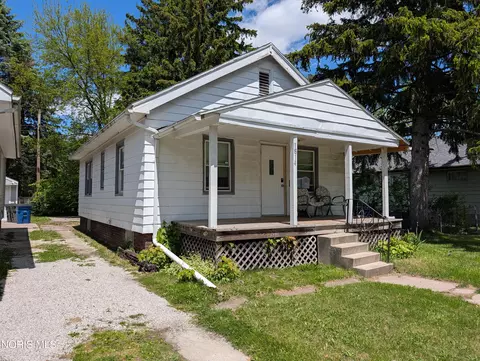 1814 Marlow Rd, Toledo, OH 43613