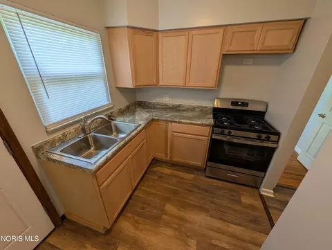 Kitchen - 1706 Perth St, Toledo, OH 43607 photo 1 of 1