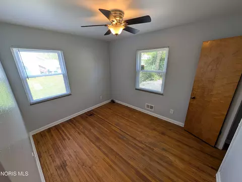 Bedroom - 1706 Perth St, Toledo, OH 43607 photo 2 of 5