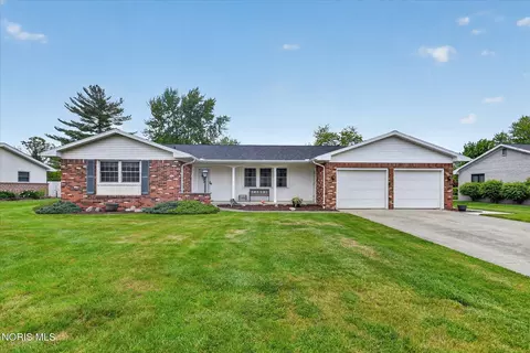 765 Pine St, Wauseon, OH 43567