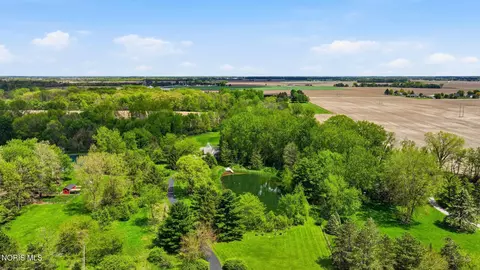 8201 Heller Rd, Whitehouse, OH 43571